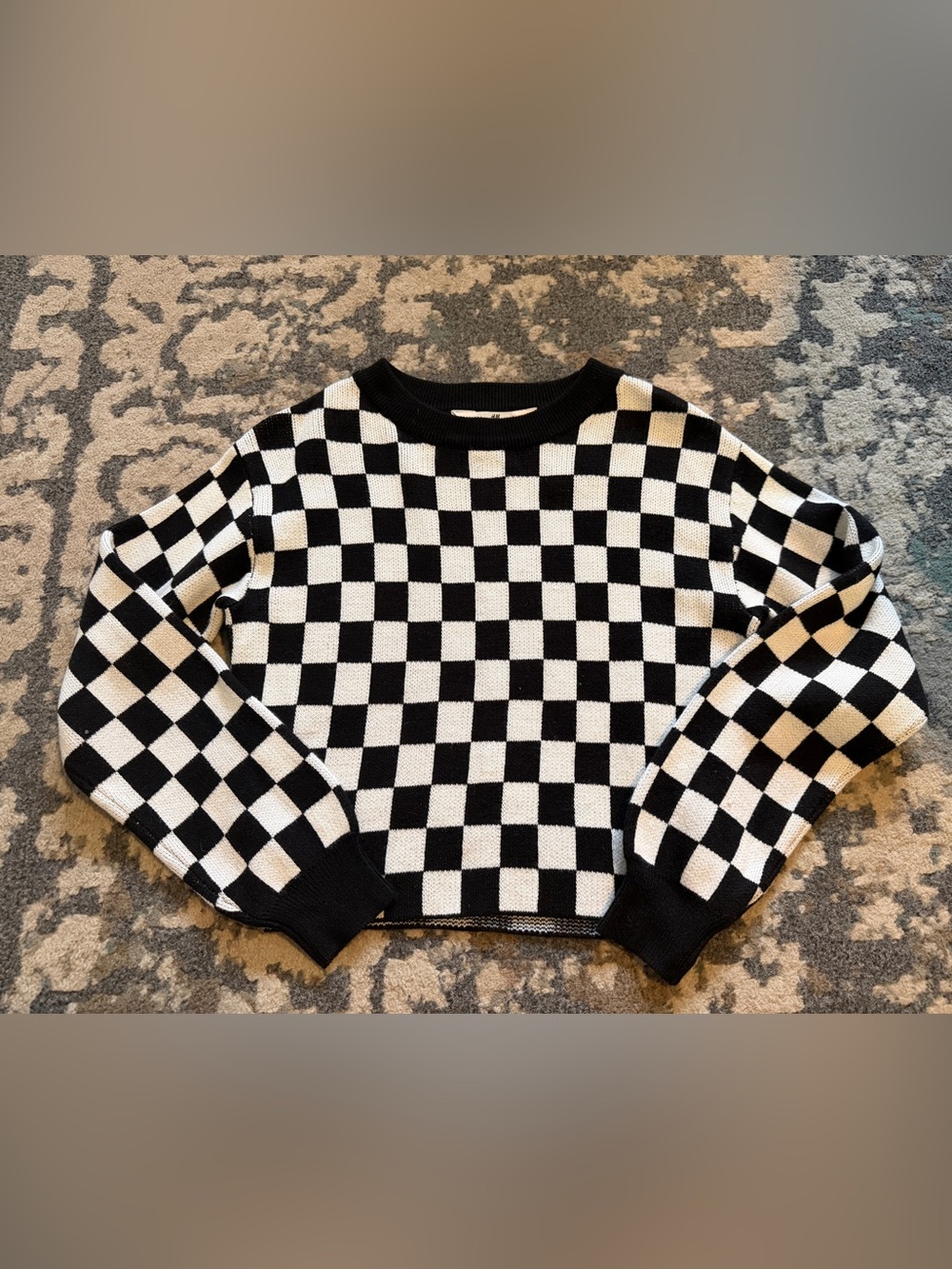 Girl’s H&M Black and White Checked Crop Sweater Size 12/14